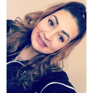 Meet your Posher, Amber